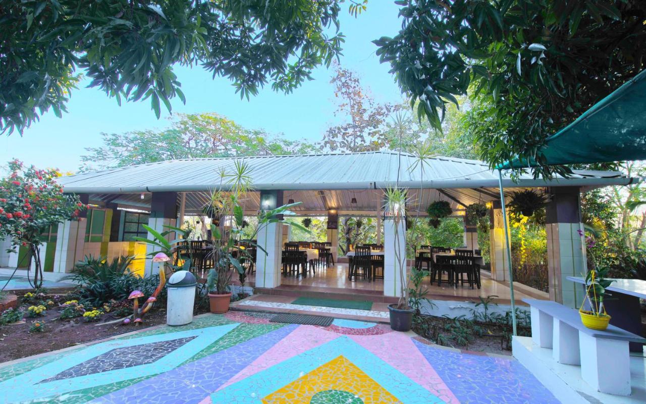 Hotel Anil Farmhouse Gir Jungle Resort Гирский лес Экстерьер фото